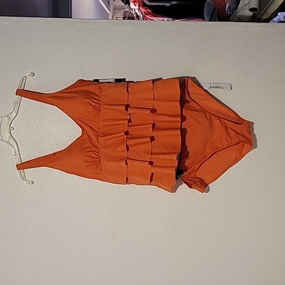 Nichole Miller 2 Piece bathing suit NWT - Picture 2 of 4